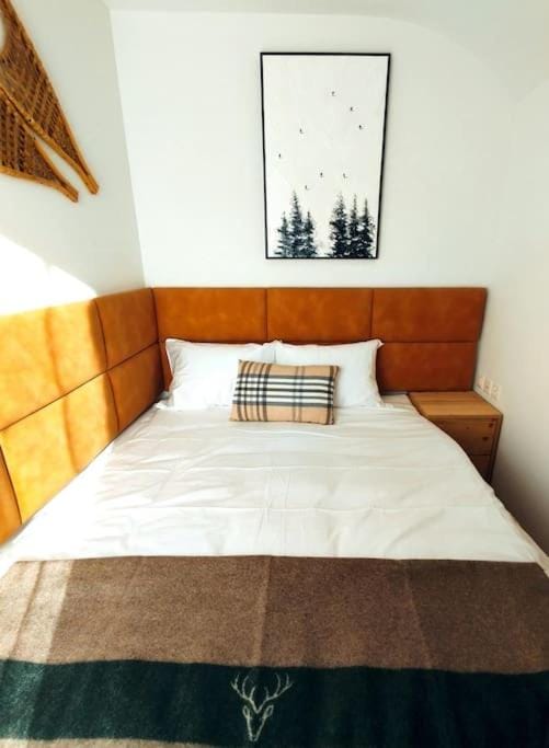 Celerina Retreat - Year Round Adventure Hub Apartment in Saint Moritz