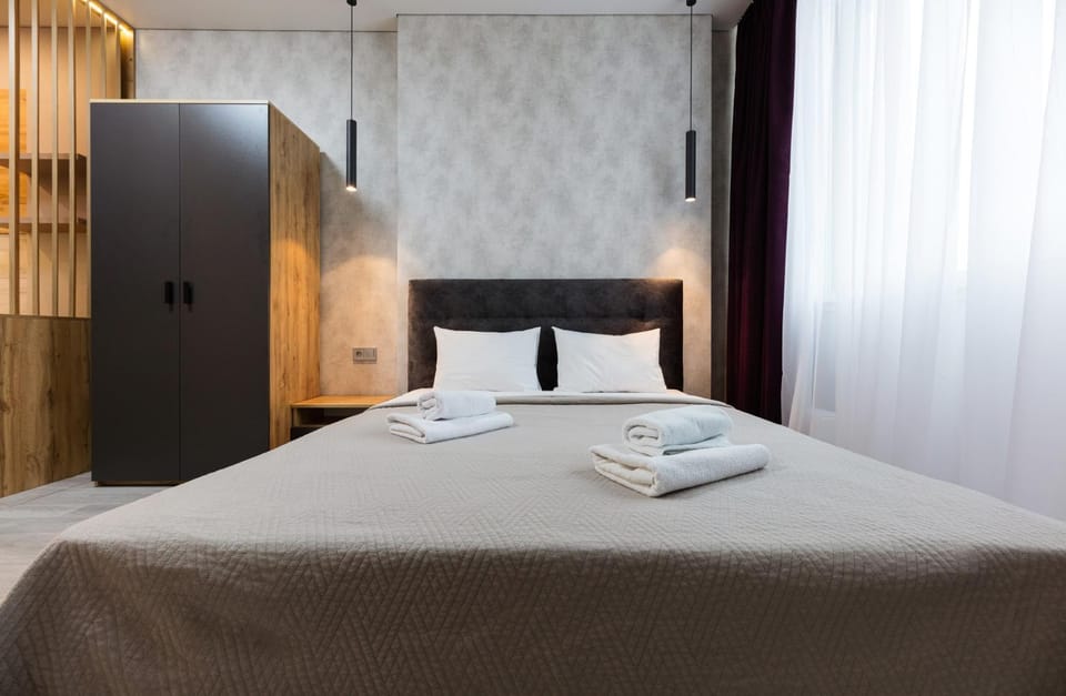 Bed, Photo of the whole room, Bedroom, towels, wardrobe