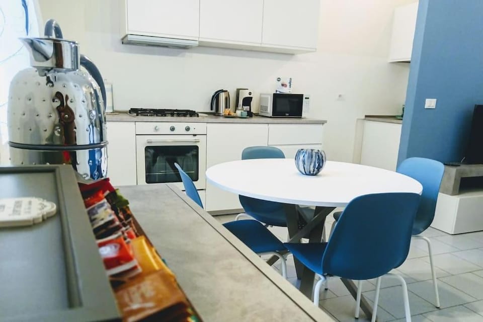 Snuggly Blue Home Apartment in Florence