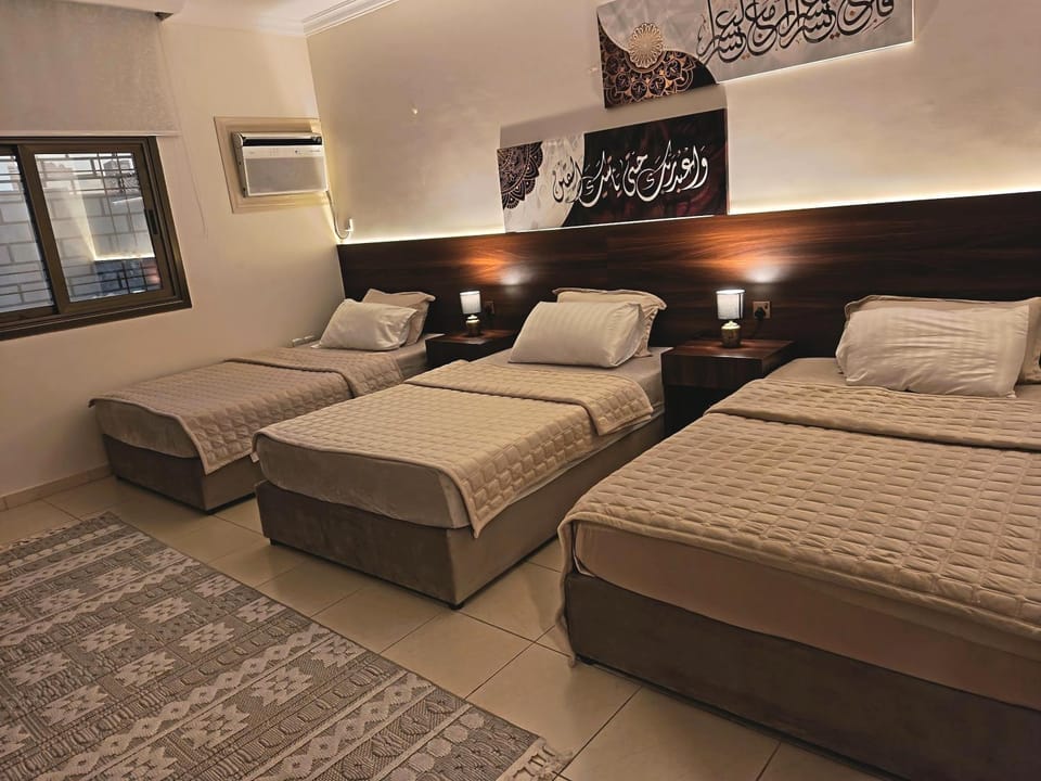 شقة العقيق الأولى Apartment in Medina