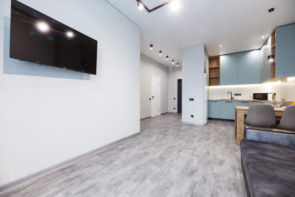 TV and multimedia, Kitchen or kitchenette, Living room, Seating area, oven, stove