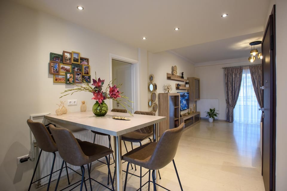 Dining area, kitchen, kitchen