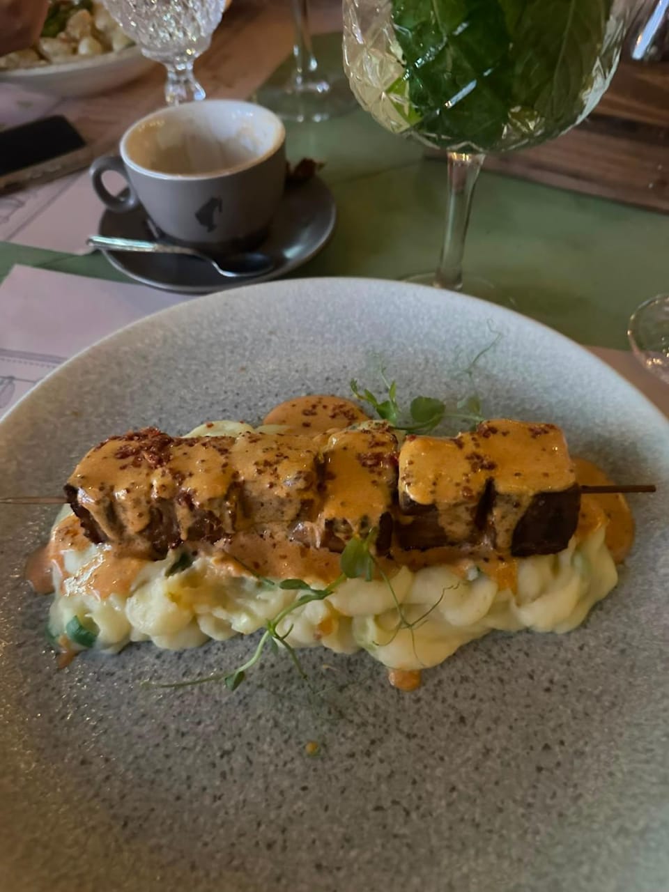 Restaurant/places to eat
