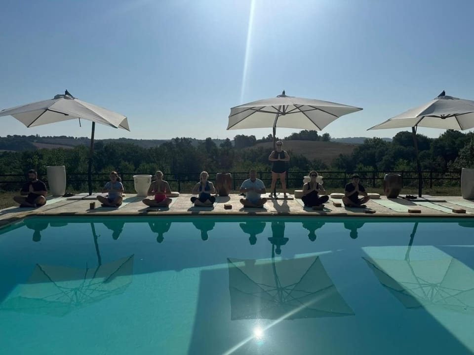 Pool view, Swimming pool, group of guests