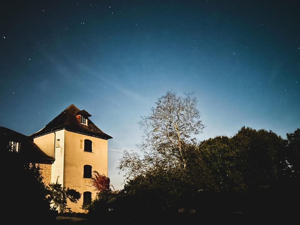 Property building, Night