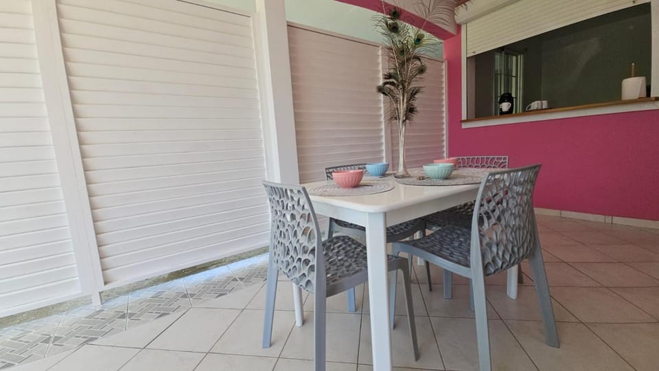 Patio, View (from property/room), Balcony/Terrace, Dining area