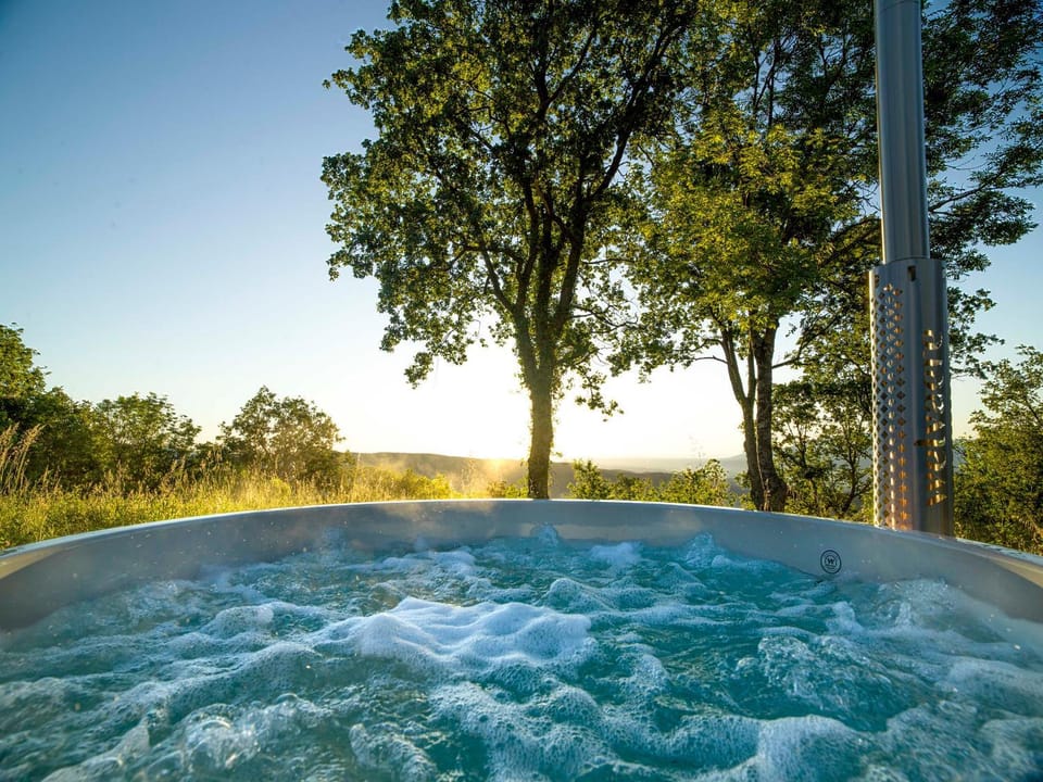Natural landscape, Hot Tub