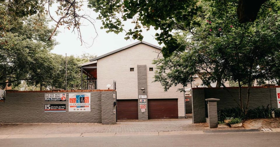 Facade/entrance, Street view