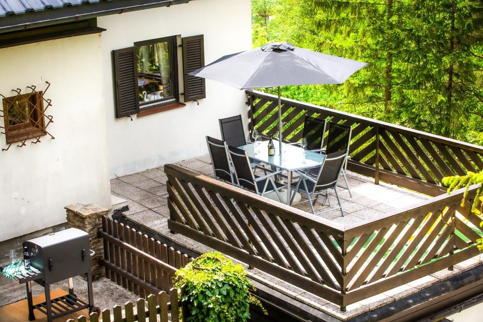 View (from property/room), Balcony/Terrace