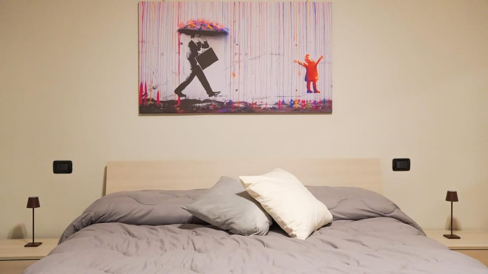 Bed, Decorative detail, Bedroom