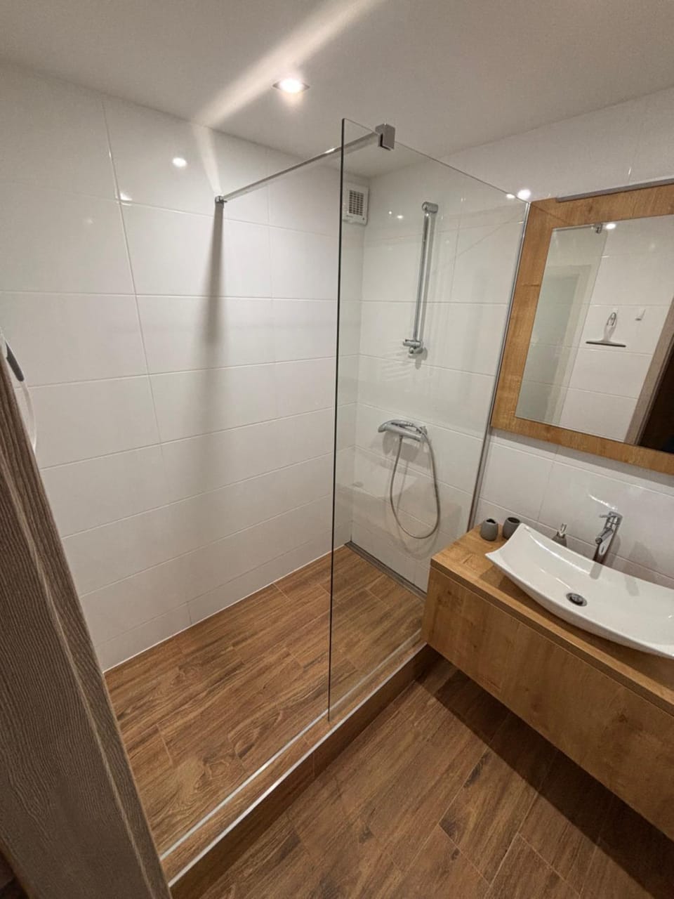 Bathroom, Bedroom