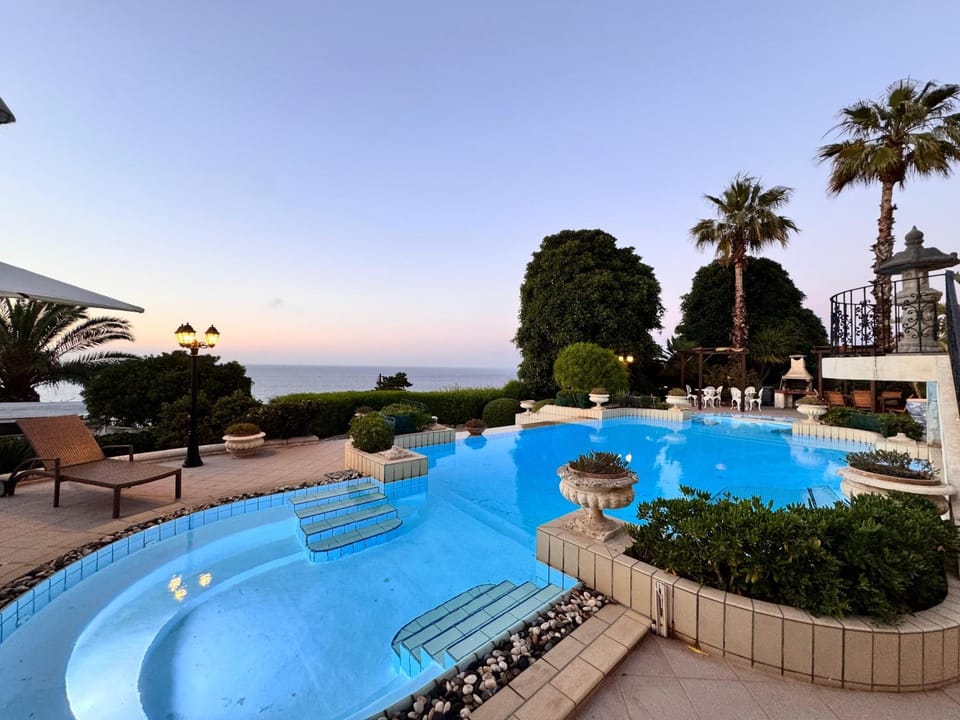Madliena Hills Mansion Villa in Malta