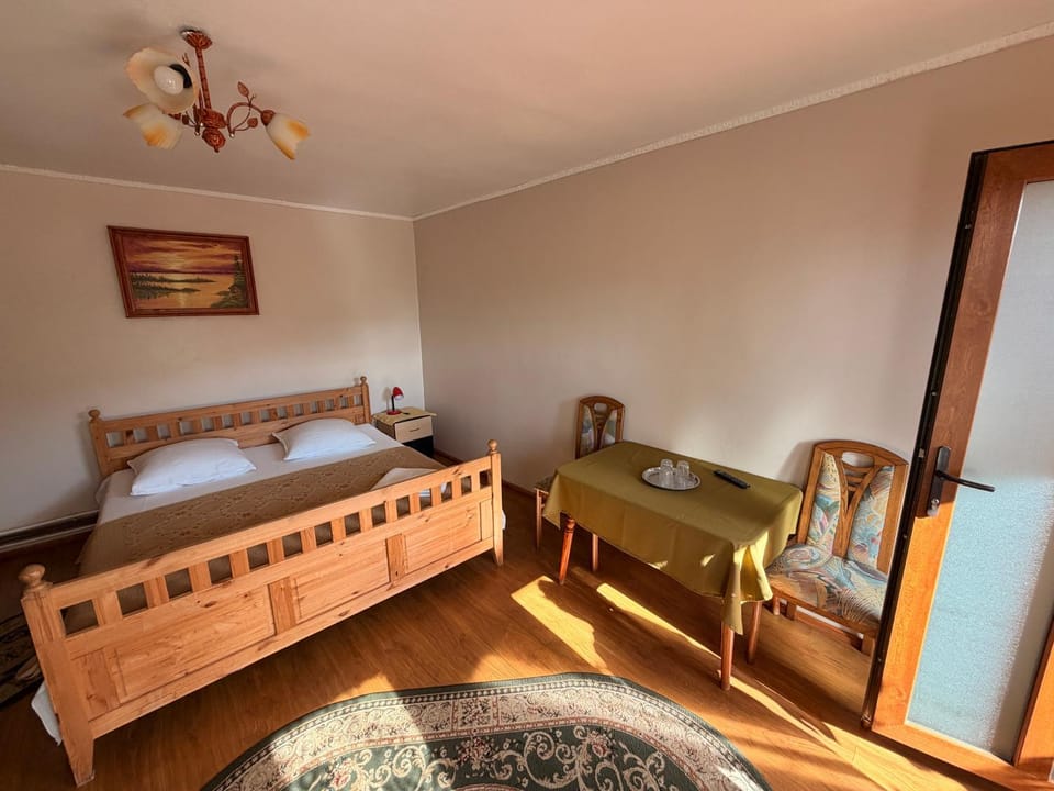 Pensiunea Cristiana Bed and Breakfast in Romania