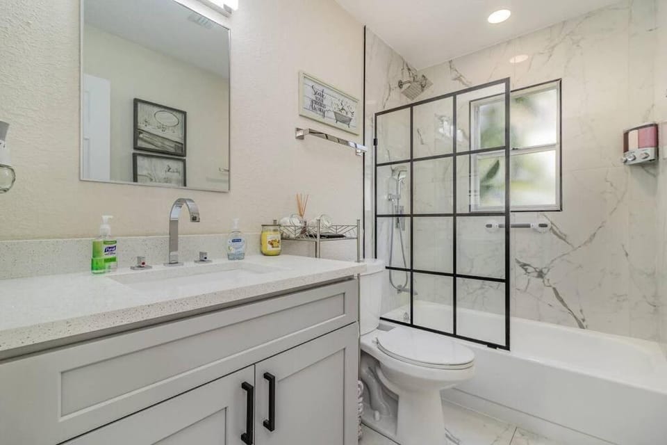 The Rockledge Billiard House Apartment in Rockledge