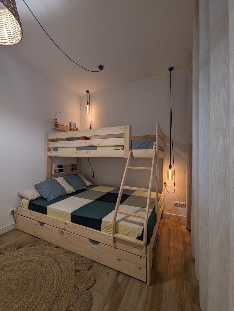 Bed, Photo of the whole room, Bedroom, bunk bed