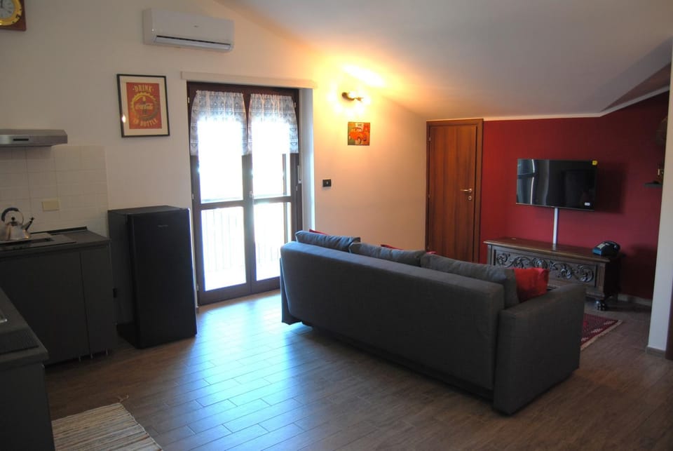 Vintage Apartment Apartment in Piedmont