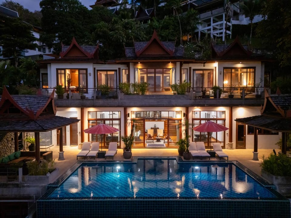surin Luxurious 6br private swimming pool stunning sunset Villa in Choeng Thale