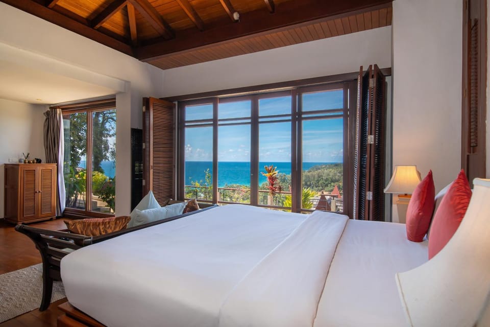 surin Luxurious 6br private swimming pool stunning sunset Villa in Choeng Thale