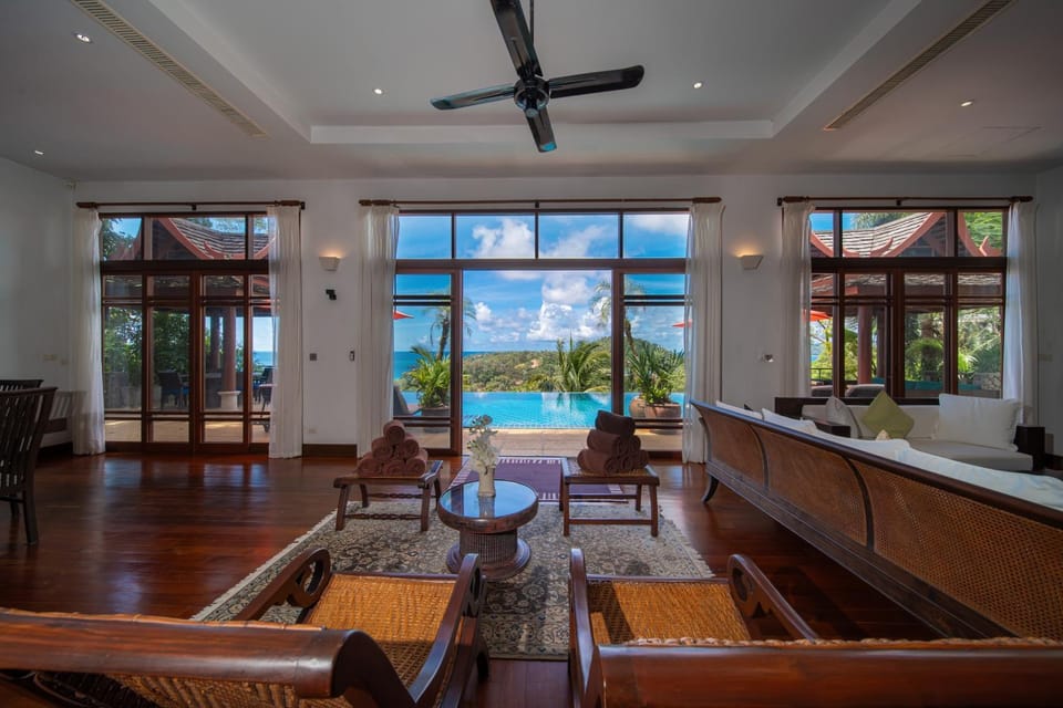 surin Luxurious 6br private swimming pool stunning sunset Villa in Choeng Thale