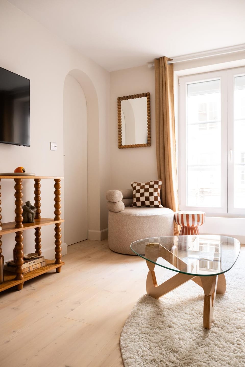 TV and multimedia, Living room, Seating area
