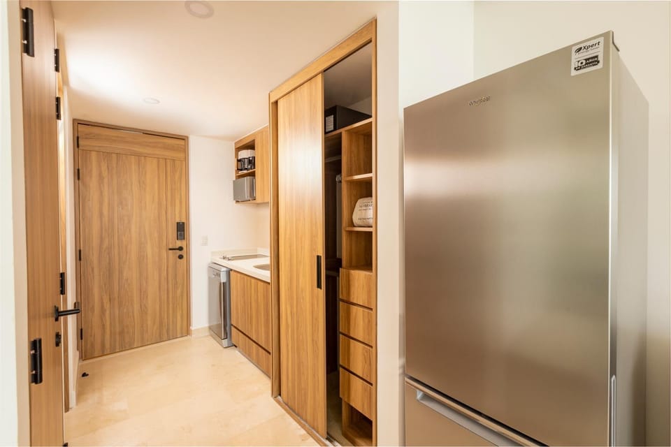Kitchen or kitchenette, wardrobe