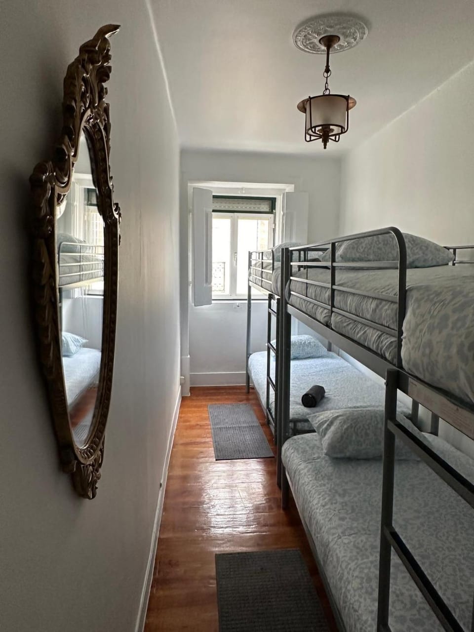 Bed, Photo of the whole room, Bedroom, bunk bed