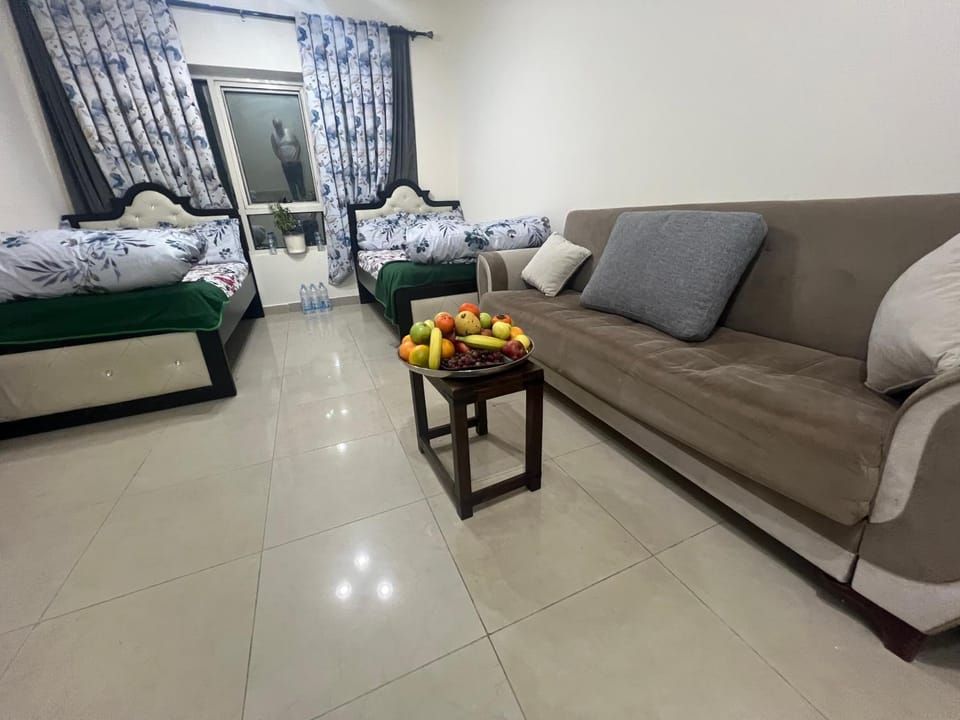 Pure zamzam Guest House At Al nahda Sharjah Dubai Border-FAMILY ONLY Apartment in Al Sharjah