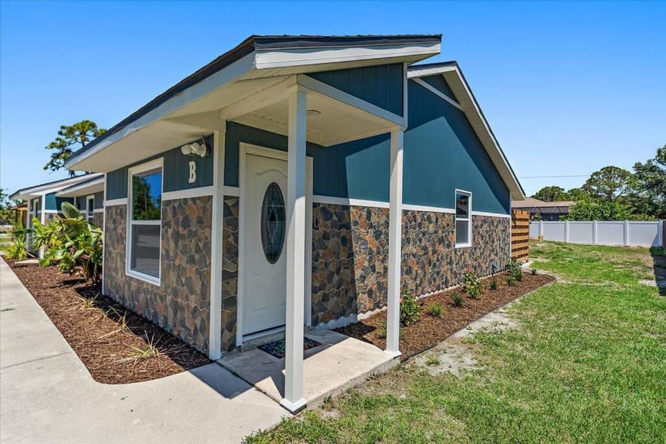 Property building, Spring, Day
