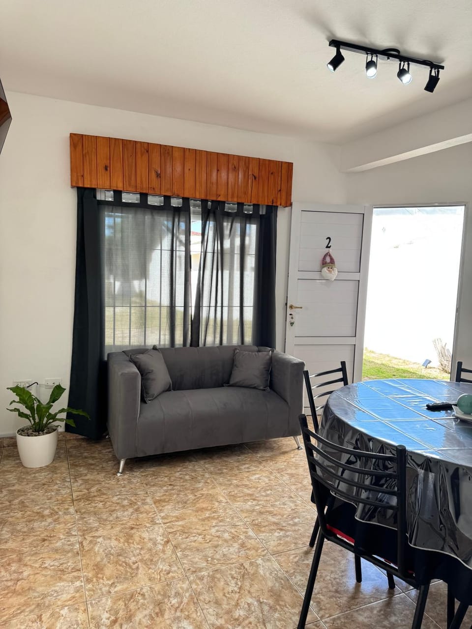 Living room, Dining area