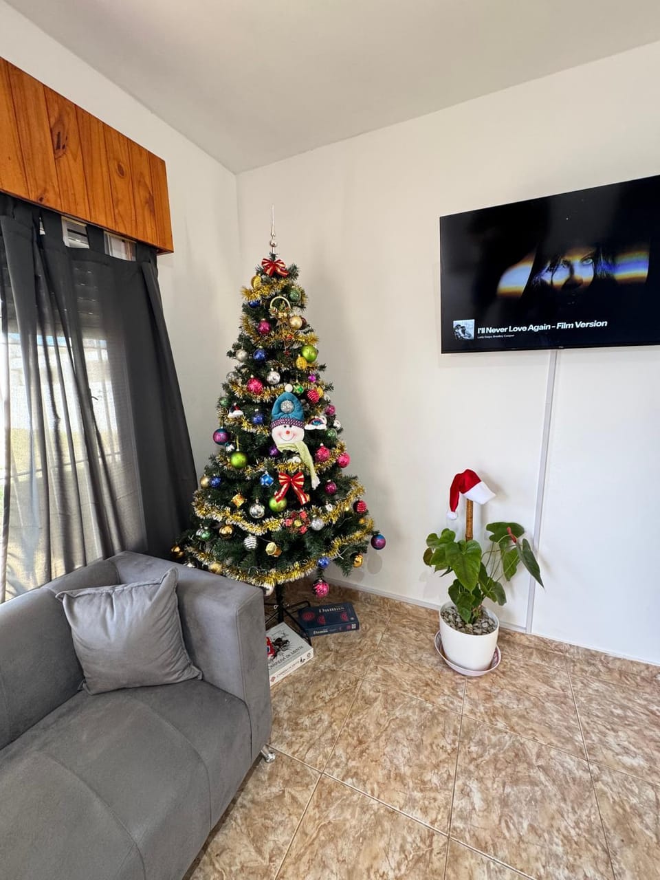 TV and multimedia, Living room, Seating area