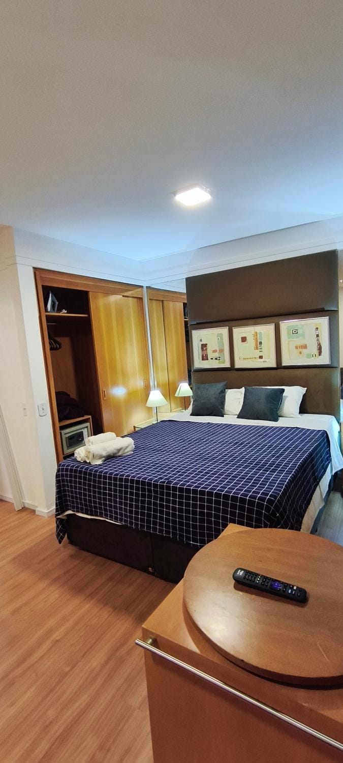Flat in Paulista bela cintra2 com estacionamento Apartment in Sao Paulo City
