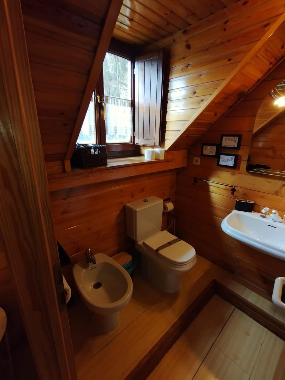 Bathroom, bidet