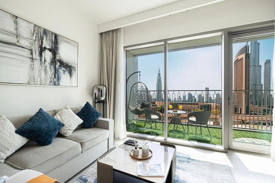 Patio, Balcony/Terrace, Living room, Seating area, City view