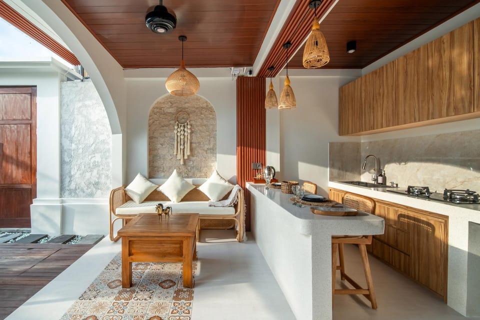 Kitchen or kitchenette, Living room, Seating area, Dining area