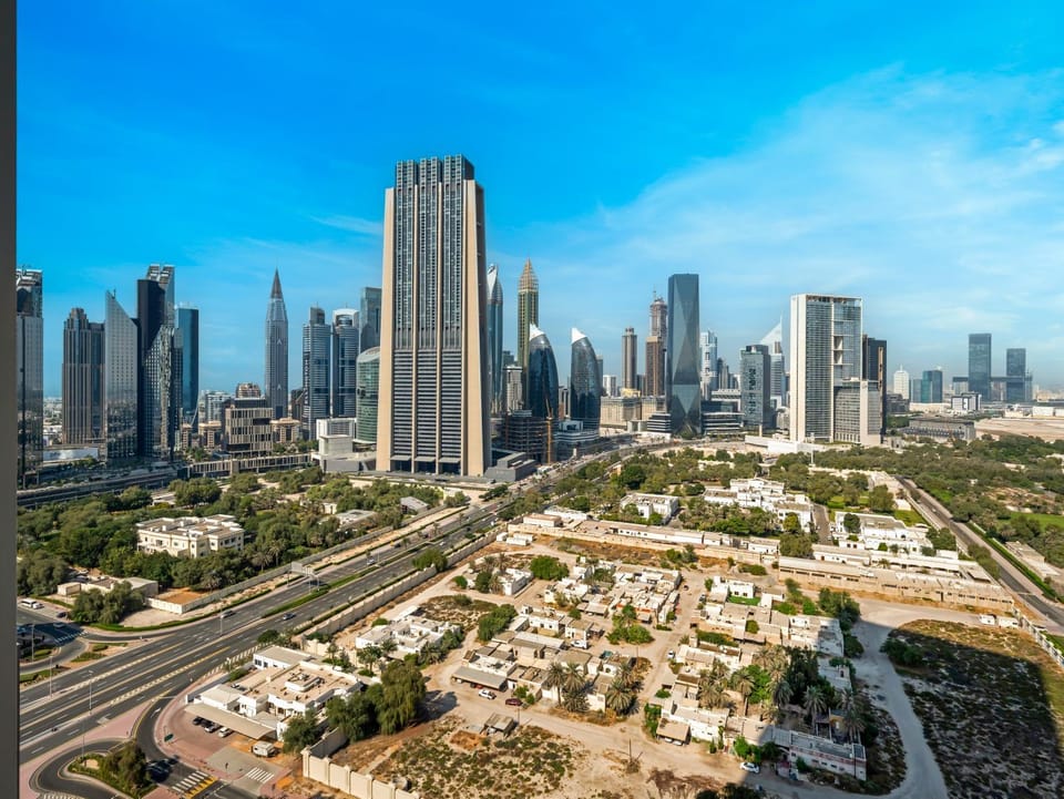 Day, Neighbourhood, City view, Location