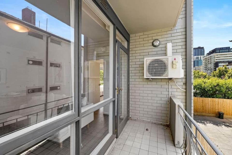 Light & Bright 2BR in the Heart of South Yarra Apartment in Melbourne
