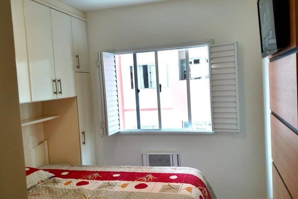 Lindo Apto com Ótima Localização Apartment in Camboriú