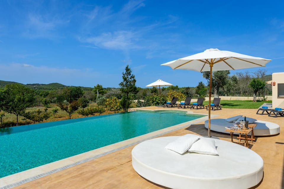 Garden, Swimming pool, Swimming pool