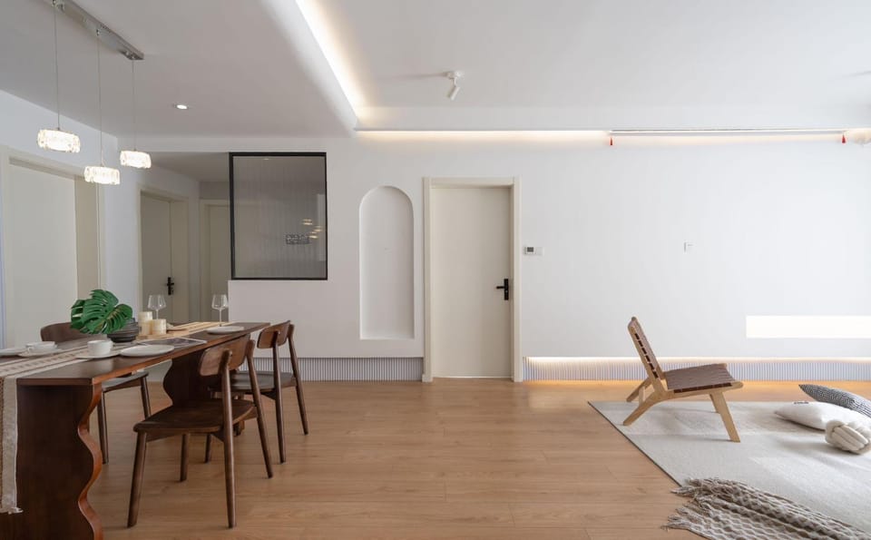 Kitchen or kitchenette, Living room, Seating area, Dining area