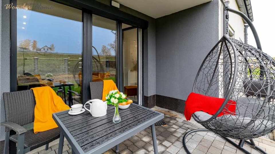 Patio, Day, Balcony/Terrace