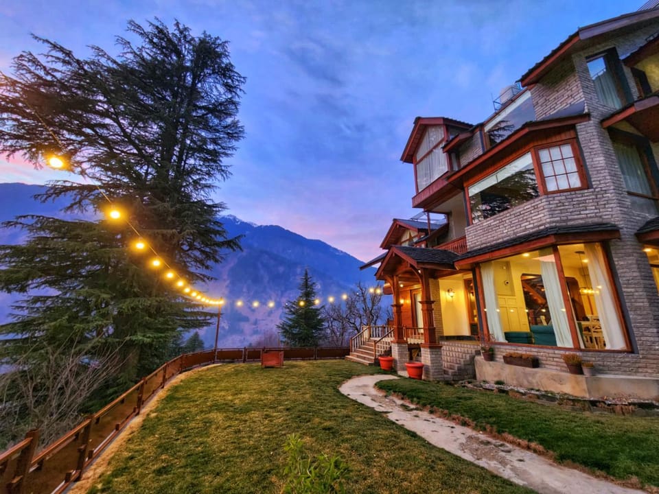 Property building, Natural landscape