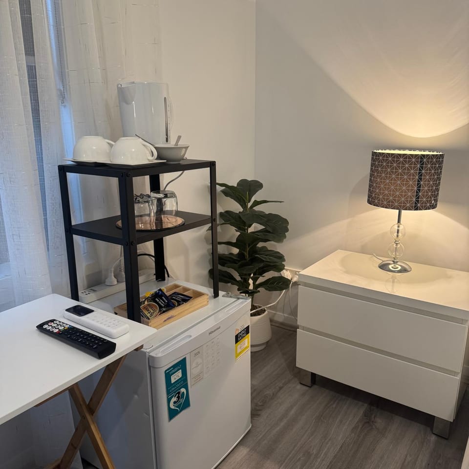 Mahzan Private Master Bedroom Ensuite Vacation rental in Truganina