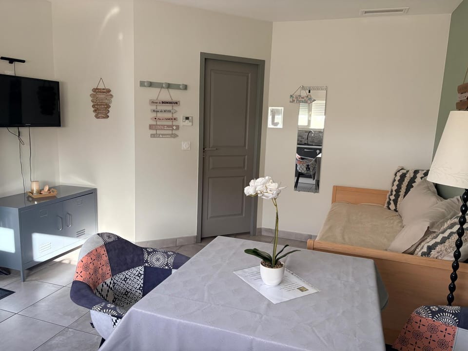 Studio tout confort au cœur des Graves Apartment in Nouvelle-Aquitaine
