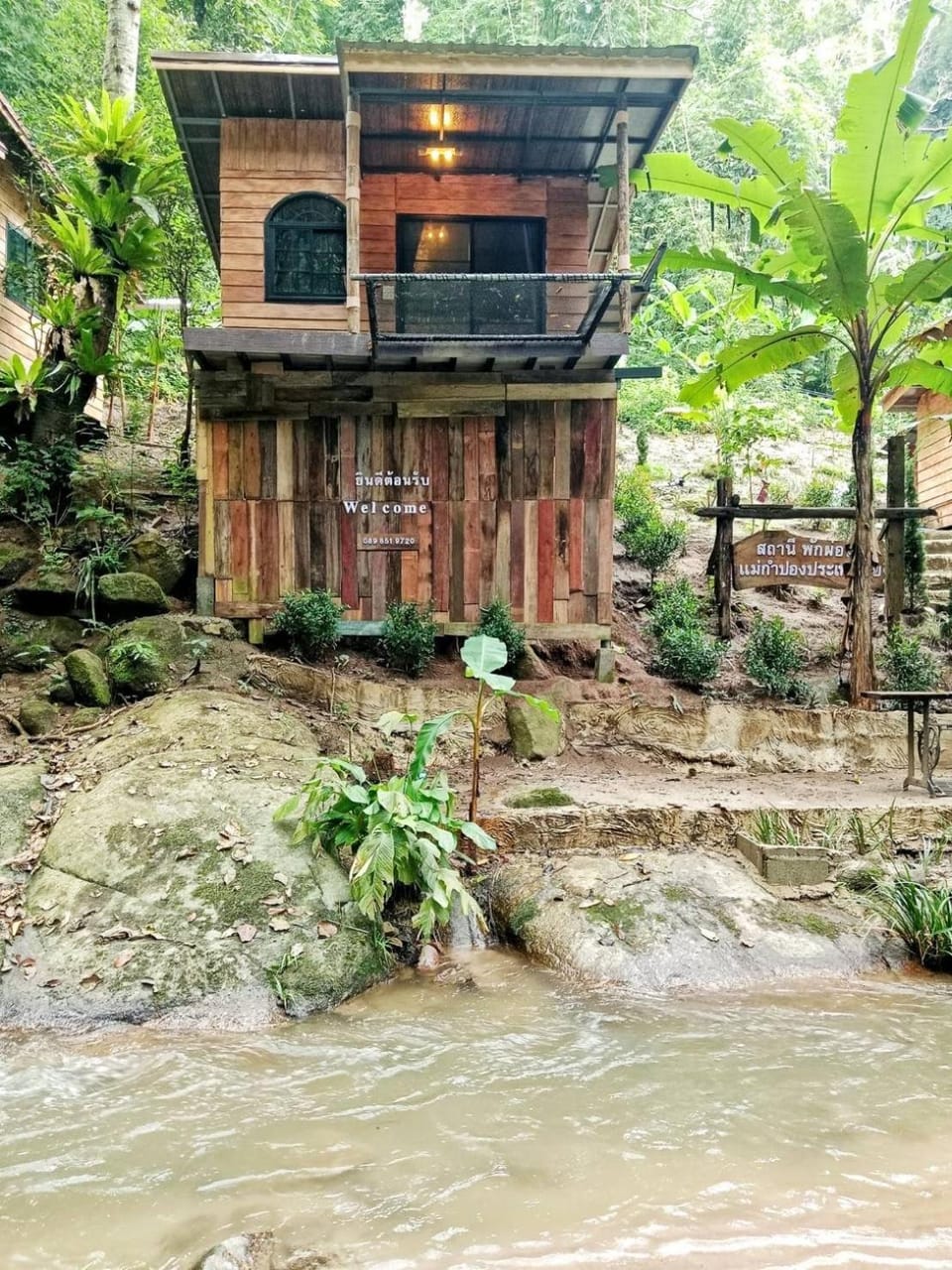 สายน้ำและขุนเขาแม่กำปอง The River & Mountain maekampong Nature lodge in Thailand