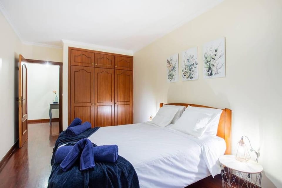 Bed, Bedroom, wardrobe