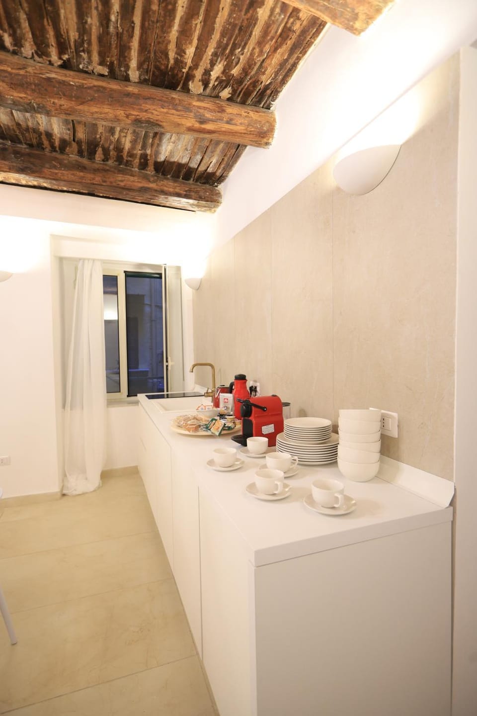 Coffee/tea facilities, Kitchen or kitchenette, Food and drinks, Dining area, Food, Breakfast, Internal: Not applicable to any particular room