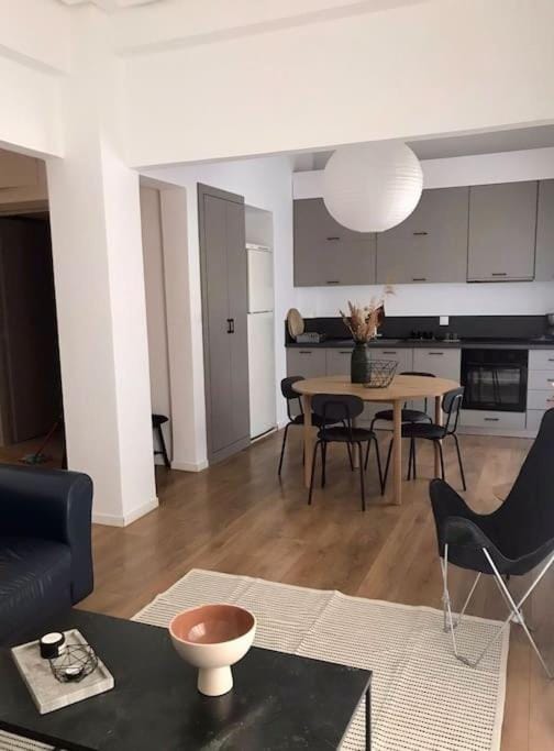 39 Vts Apartment in Trikala