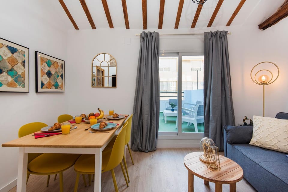 Living room, Dining area