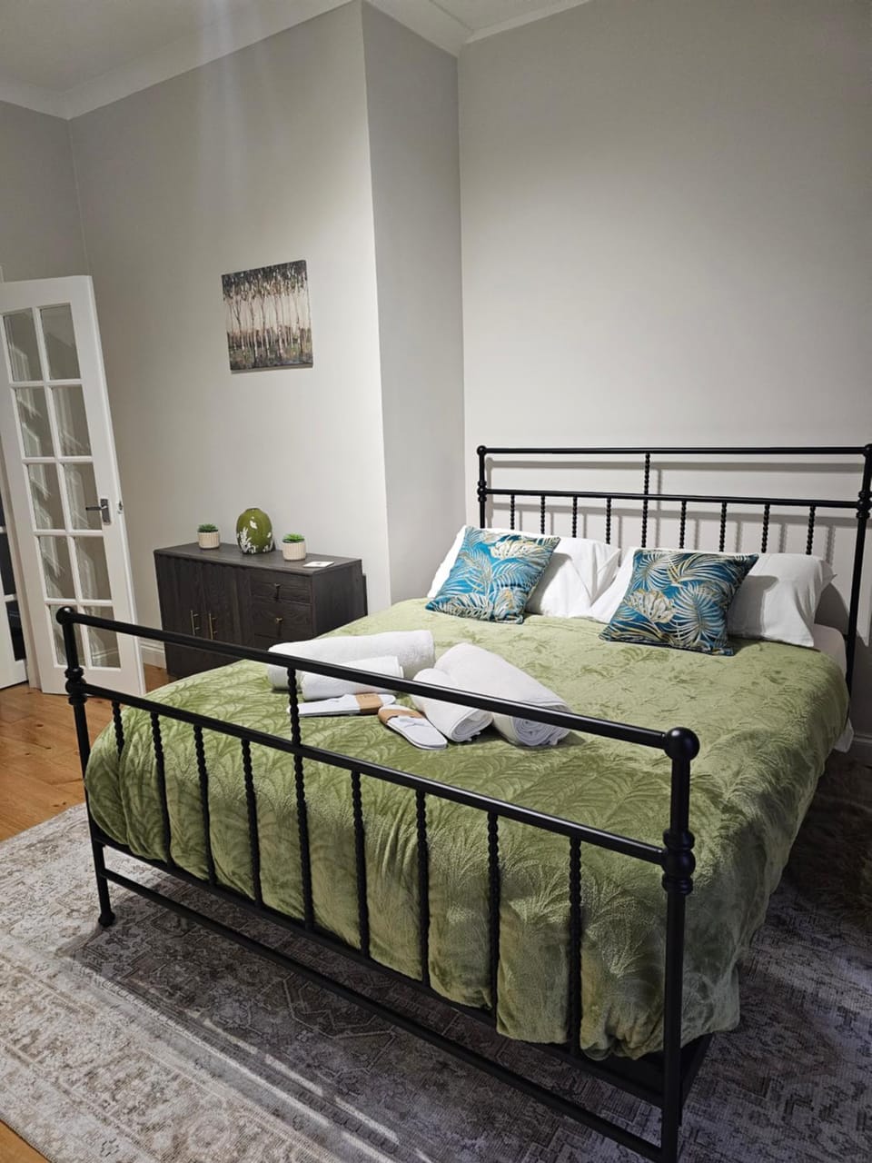 Homey flat Apartment in Perth