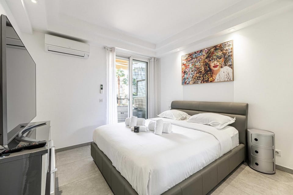 TV and multimedia, Bedroom